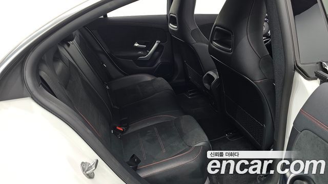 Mercedes-Benz CLA-Class CLA250 4MATIC