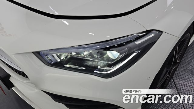 Mercedes-Benz CLA-Class CLA250 4MATIC