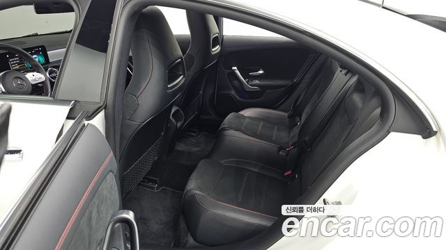 Mercedes-Benz CLA-Class CLA250 4MATIC