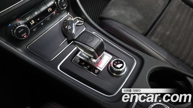 Mercedes-Benz GLA-Class GLA45 AMG 4MATIC