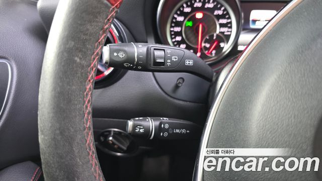 Mercedes-Benz GLA-Class GLA45 AMG 4MATIC