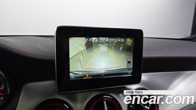 Mercedes-Benz GLA-Class GLA45 AMG 4MATIC