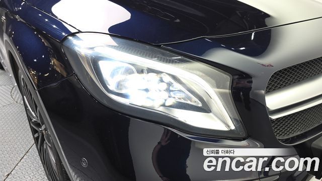 Mercedes-Benz GLA-Class GLA45 AMG 4MATIC