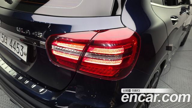 Mercedes-Benz GLA-Class GLA45 AMG 4MATIC
