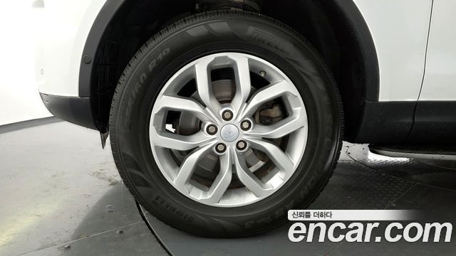 Land Rover Discovery 2.0 SD4 SE
