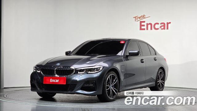 BMW 3-Series 330e M Sport