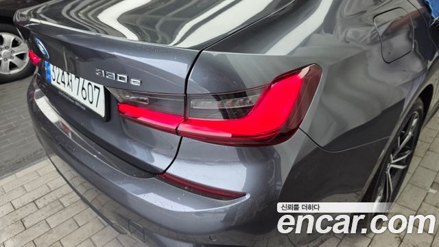 BMW 3-Series 330e M Sport