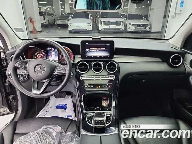 Mercedes-Benz GLC-Class GLC350e 4MATIC