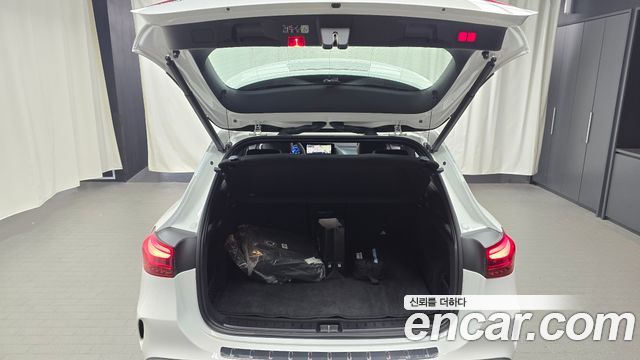 Mercedes-Benz EQA EQA250 AMG Line