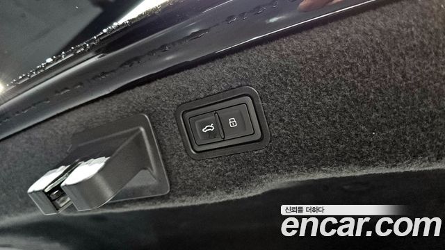 Audi A8 55 TFSI Quattro LWB
