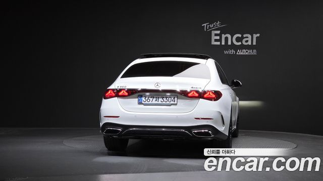 Mercedes-Benz E-Class E300 4MATIC AMG Line