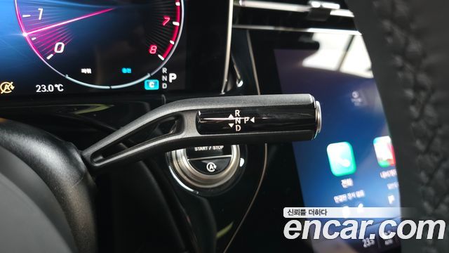 Mercedes-Benz E-Class E300 4MATIC AMG Line