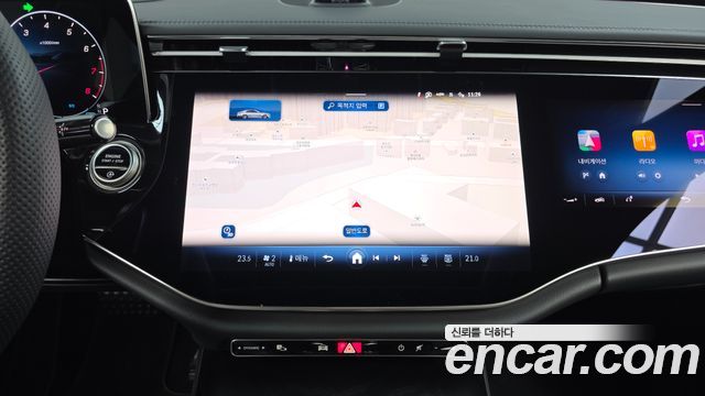 Mercedes-Benz E-Class E300 4MATIC AMG Line