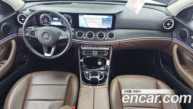 Mercedes-Benz E-Class E300 Avantgarde