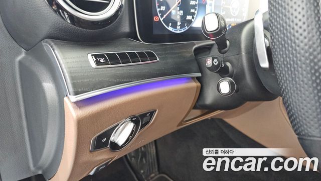 Mercedes-Benz E-Class E300 Avantgarde