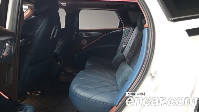 BMW XM 4.4