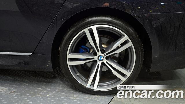 BMW 7-Series 730Ld xDrive M Sport