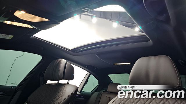 BMW 5-Series 523d M Sport