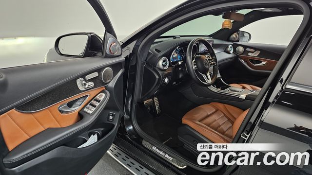 Mercedes-Benz GLC-Class GLC300 4MATIC Premium Coupe