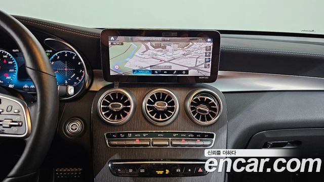 Mercedes-Benz GLC-Class GLC300 4MATIC Premium Coupe
