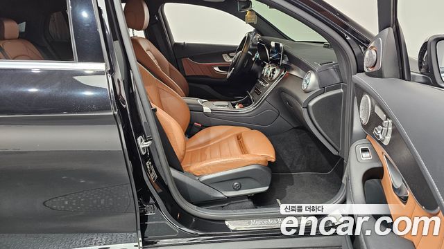Mercedes-Benz GLC-Class GLC300 4MATIC Premium Coupe
