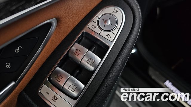Mercedes-Benz GLC-Class GLC300 4MATIC Premium Coupe