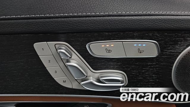 Mercedes-Benz GLC-Class GLC300 4MATIC Premium Coupe
