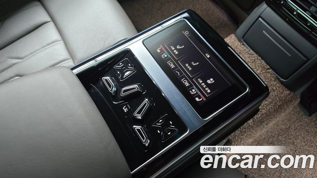 Audi A8 55 TFSI Quattro Premium LWB