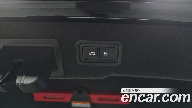 Audi A8 55 TFSI Quattro Premium LWB