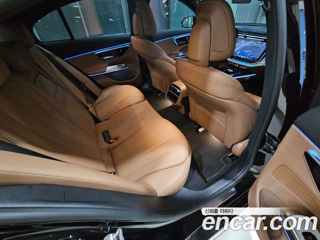 Mercedes-Benz E-Class E220d 4MATIC Exclusive