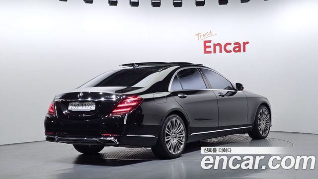 Mercedes-Benz S-Class S560L 4MATIC