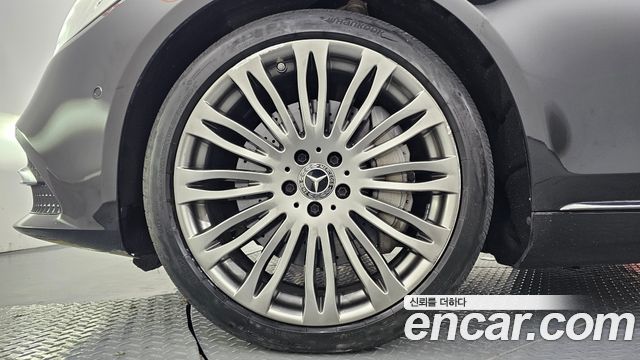 Mercedes-Benz S-Class S560L 4MATIC