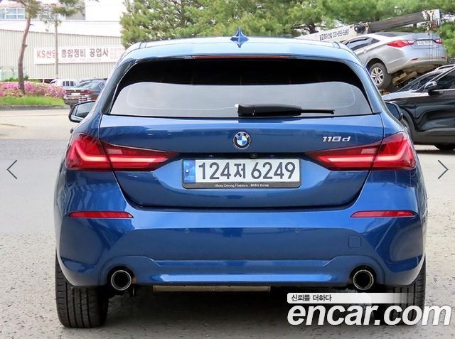 BMW 1-Series 118d Joy