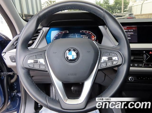 BMW 1-Series 118d Joy