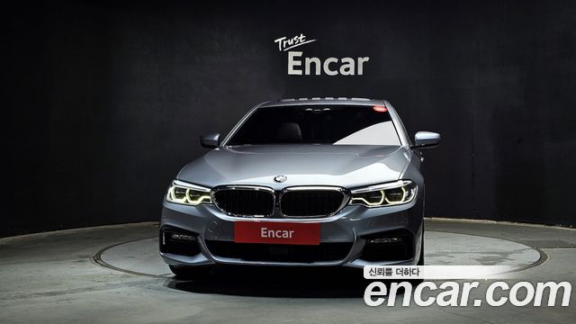 BMW 5-Series 530i M Sport Package Plus