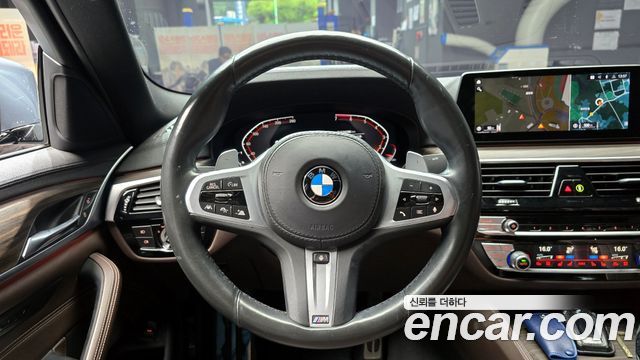 BMW 5-Series 530i M Sport Package Plus