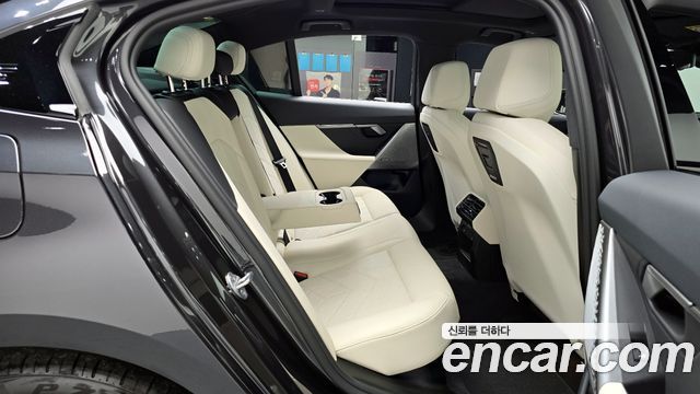 BMW 5-Series 520i M Sport