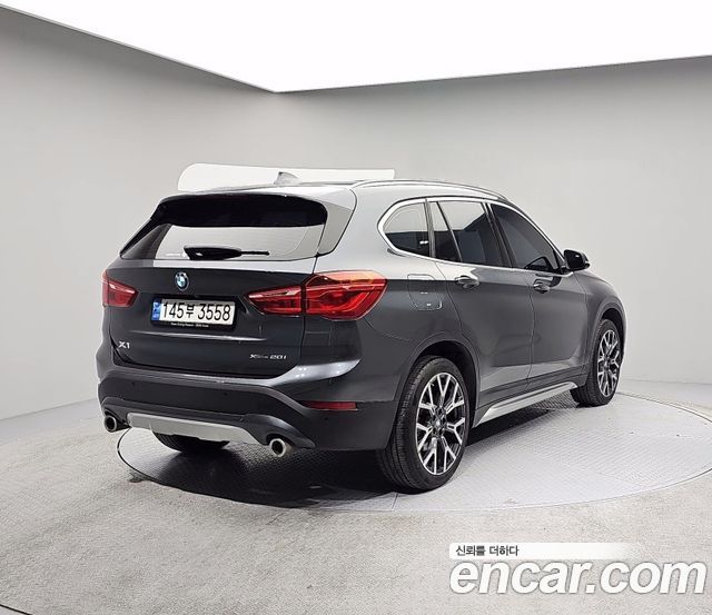 BMW X1 xDrive 20i xLine