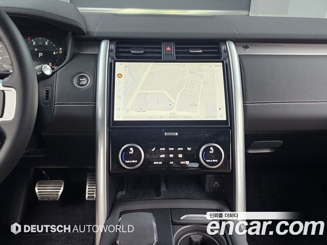 Land Rover Discovery D350 Dynamic HSE