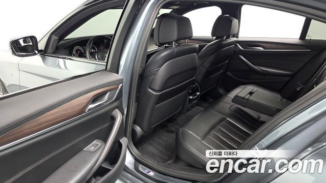 BMW 5-Series 520d M Sport Package Plus
