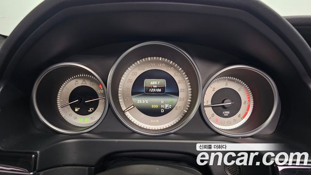 Mercedes-Benz E-Class E220 Bluetec Avantgarde