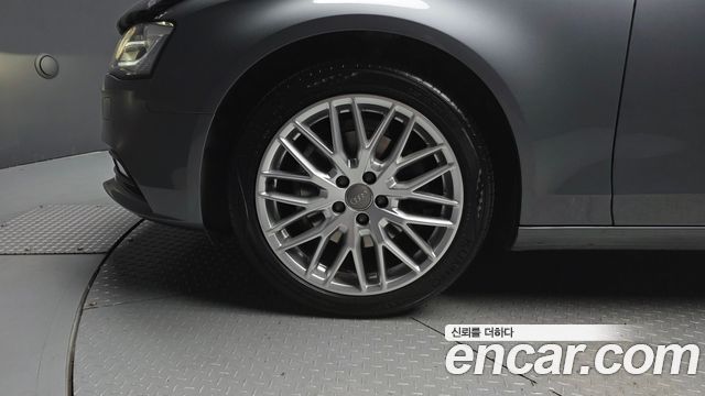 Audi A4 30 TDI Dynamic