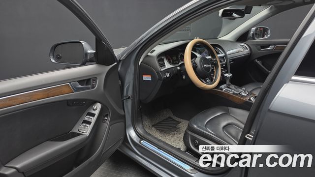 Audi A4 30 TDI Dynamic