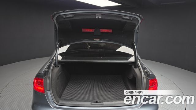 Audi A4 30 TDI Dynamic