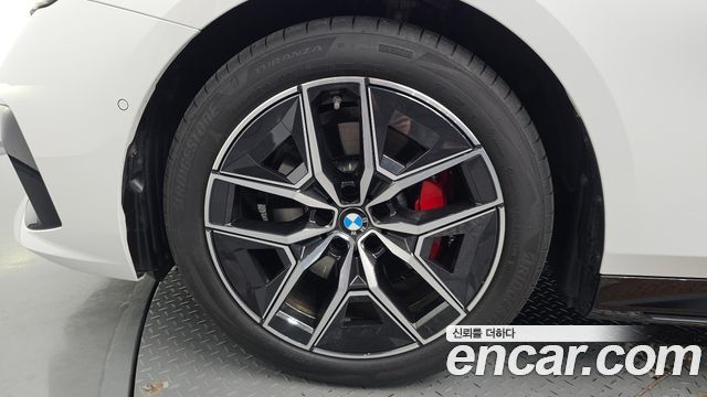 BMW 5-Series 520i Special Edition