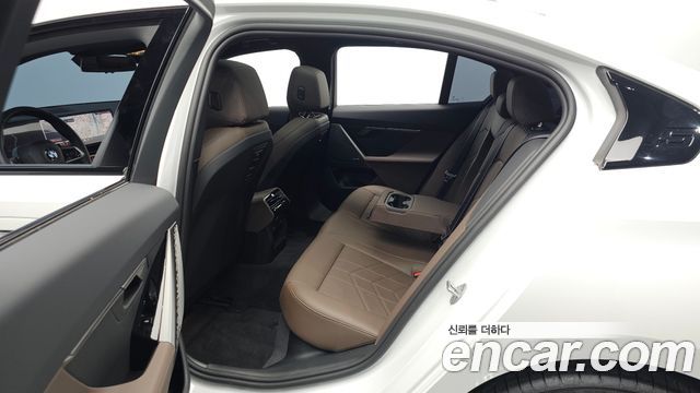 BMW 5-Series 520i Special Edition