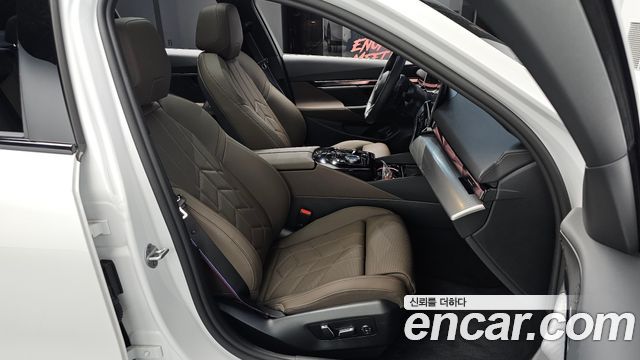BMW 5-Series 520i Special Edition