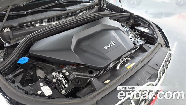 BMW iX1 xDrive 30 M Sport
