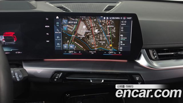 BMW iX1 xDrive 30 M Sport