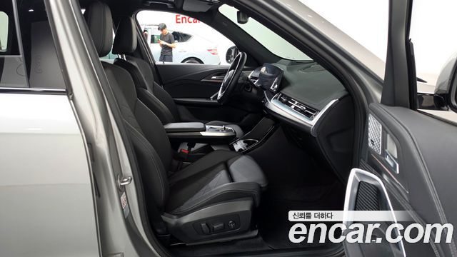 BMW iX1 xDrive 30 M Sport